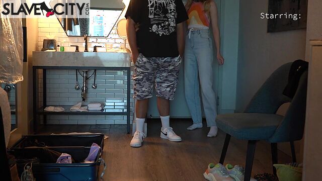 Imilia Audley Surprising Her Bisexual Slave With Oiled Footjob And Feet Worship