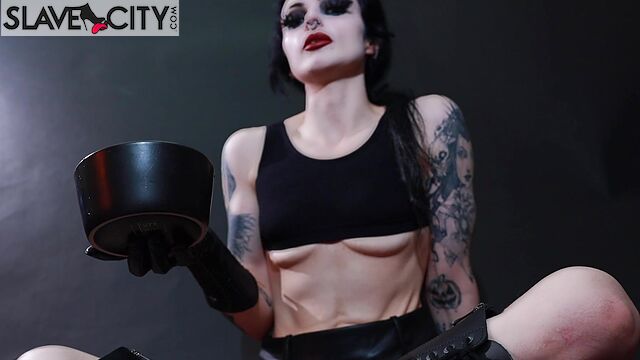 Empress Poison Smokes Cigarettes And Violently Degrades Her Helpless Captive Vol 4